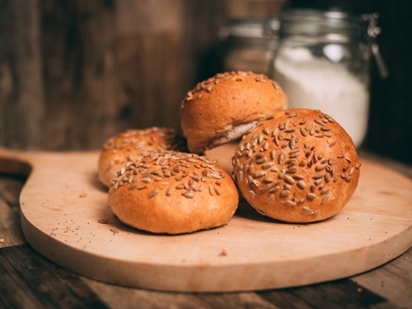 TARWE BOLLETJE ZONNEPIT