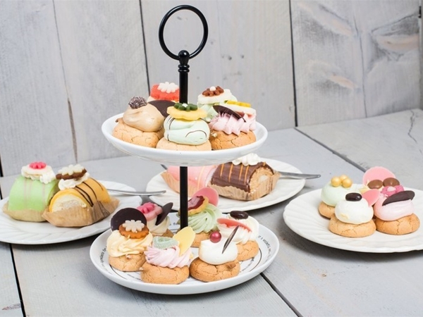 OPGEMAAKTE KOEK DOOSJE