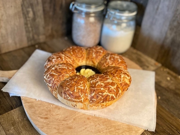 BORRELBROOD KAAS GEZOUTEN BOTER Bake off